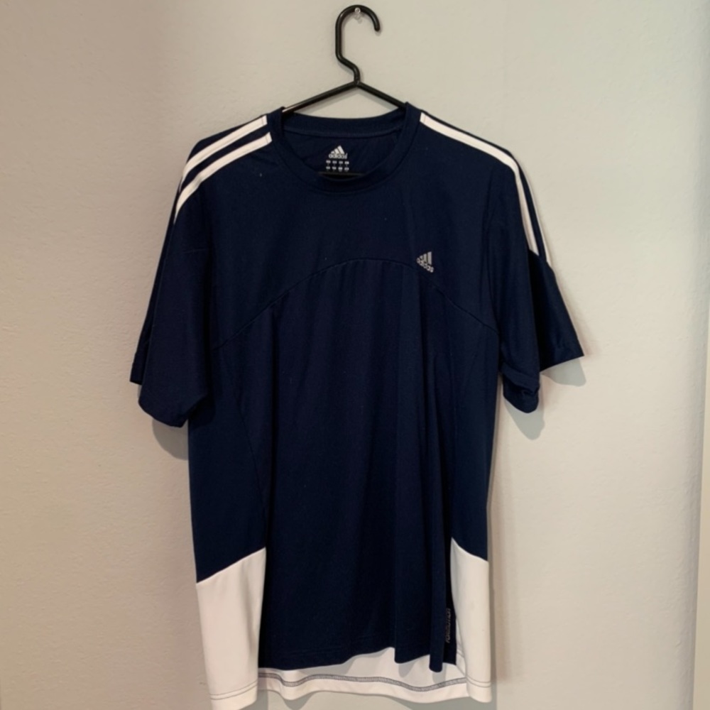 Adidas T-Shirt
